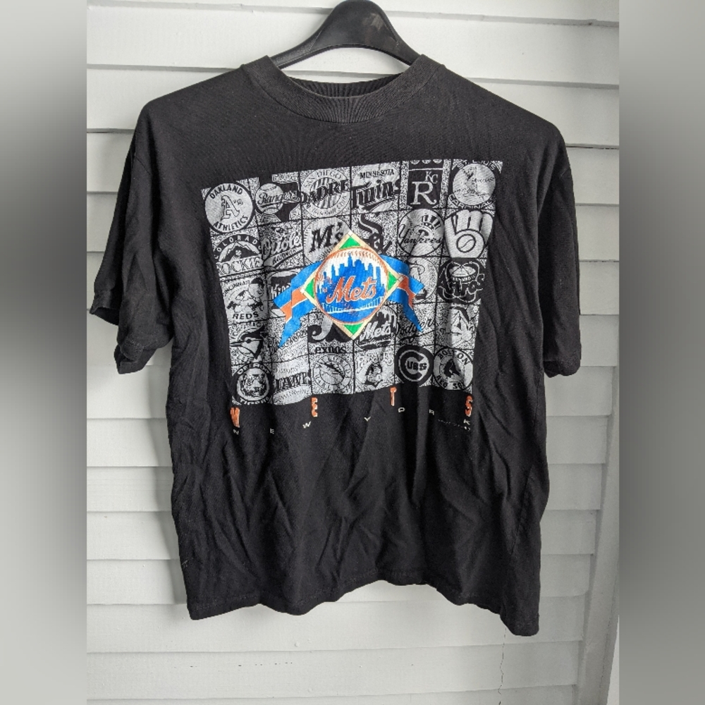 Vintage 1990s New York Mets t-shirt LOGO7 size L great color still